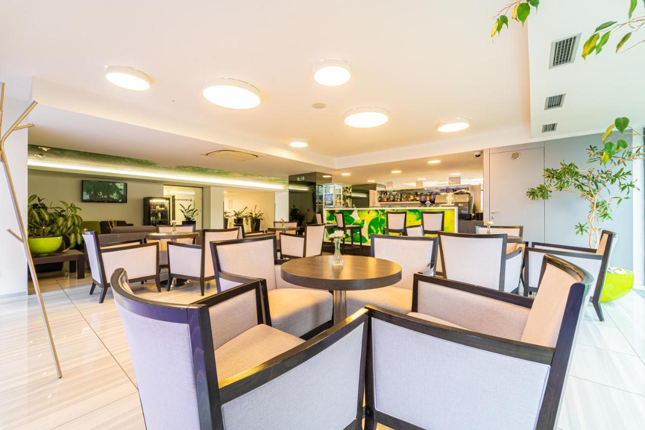 Hotel Ali Baba Humenné 외부 사진